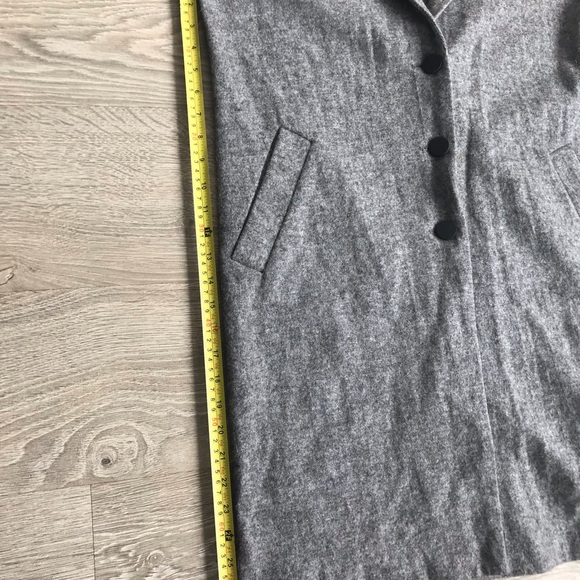 TITIKA Gray Wool Coat - Picture 6 of 9